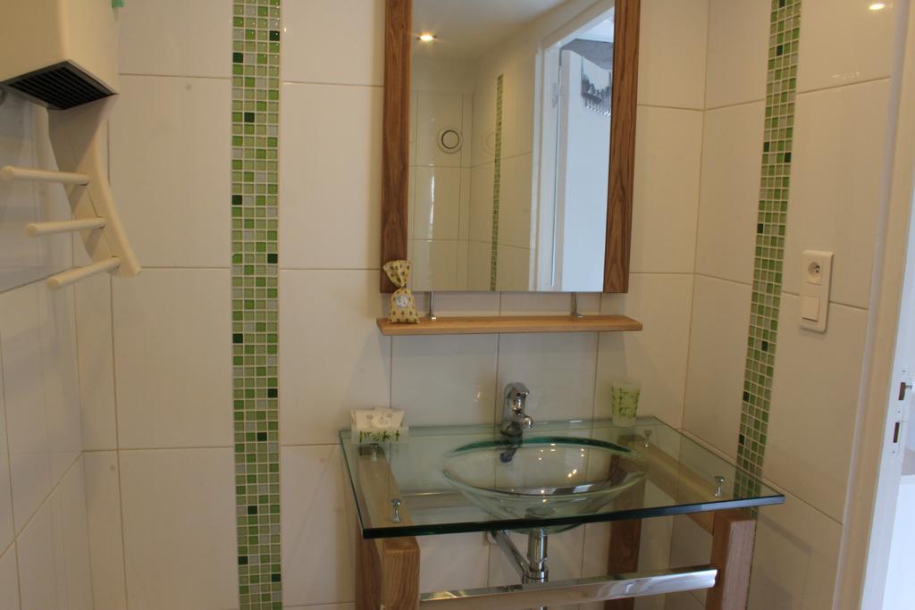 Relais De La Riniere Bed & Breakfast Le Landreau Екстериор снимка