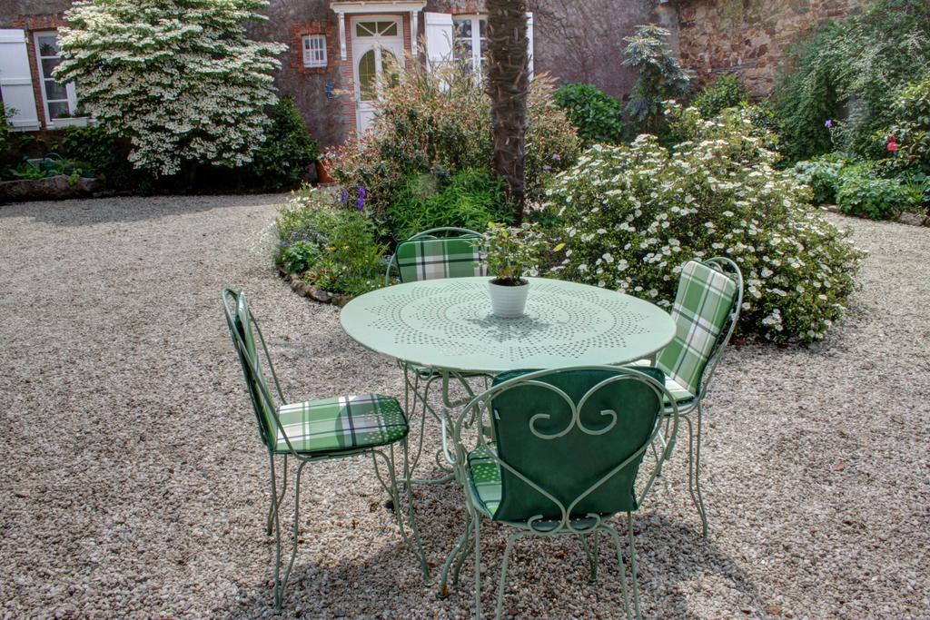 Relais De La Riniere Bed & Breakfast Le Landreau Екстериор снимка