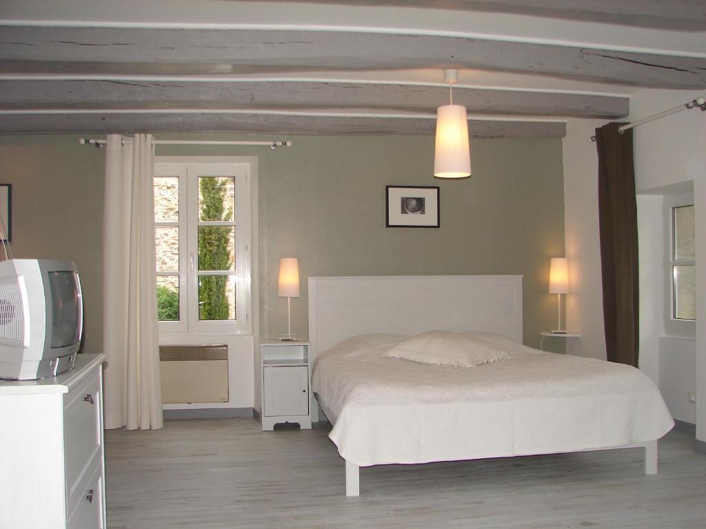 Relais De La Riniere Bed & Breakfast Le Landreau Стая снимка